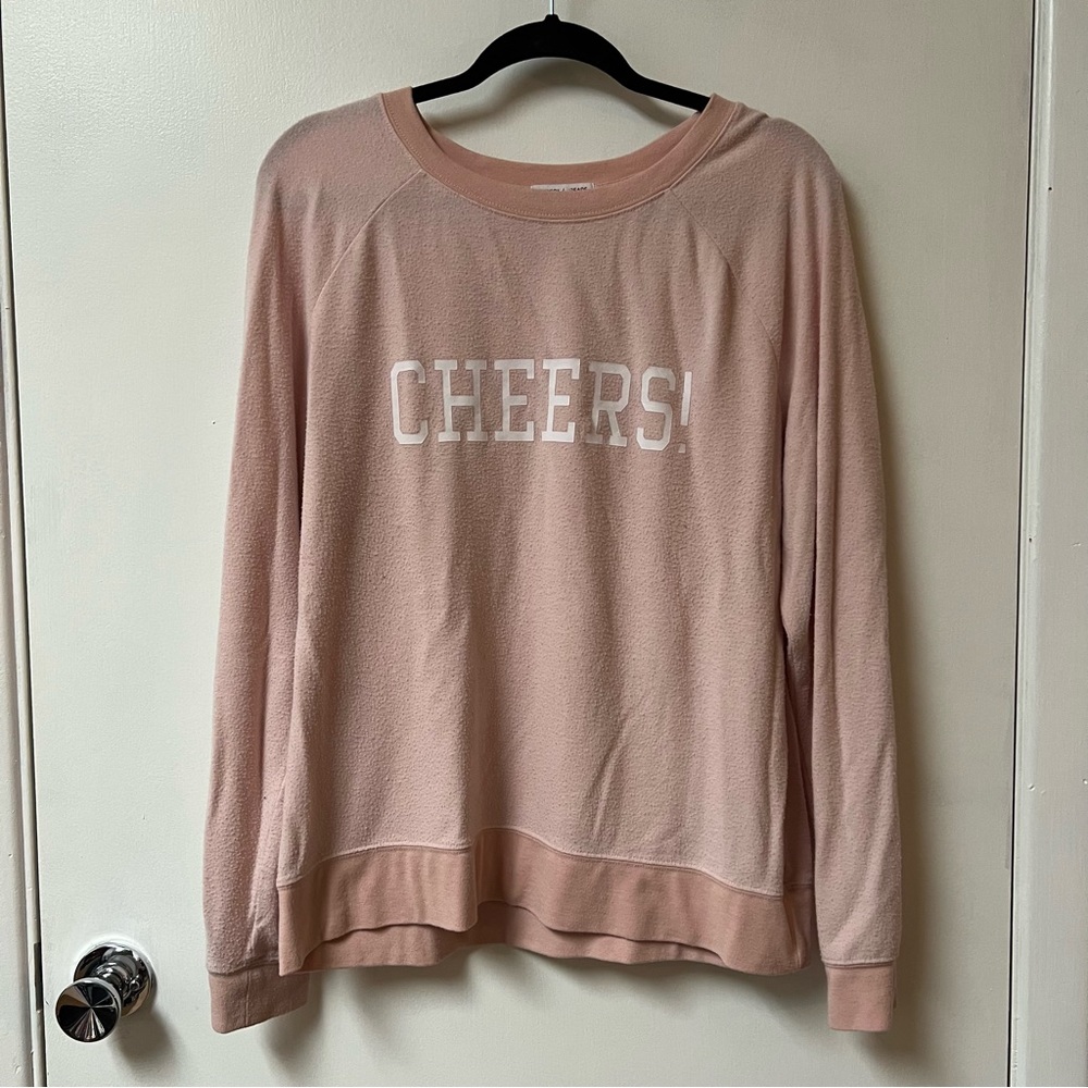 Light Pink Cheers Sweatshirt. Size XL.